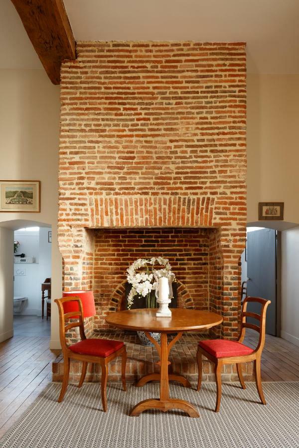 Le Domaine De Fleury - Pierres D'Histoire Apartment Ngoại thất bức ảnh
